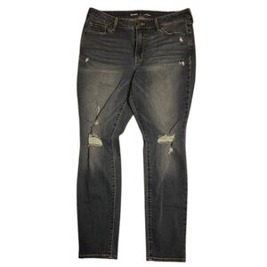 Women’s Old Navy Mid Rise Pop Icon Skinny Jean size 14 NWOT